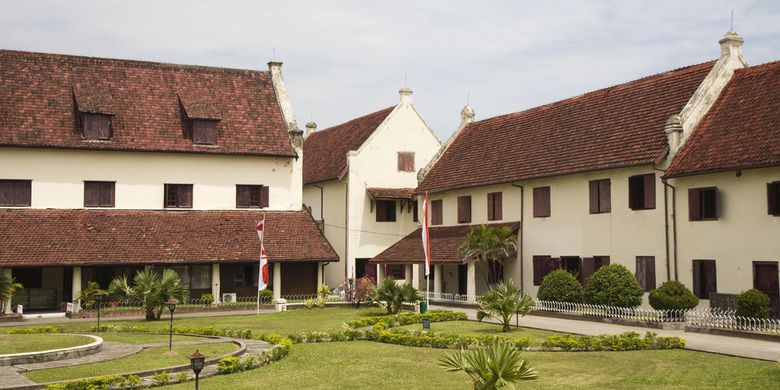 destinasi wisata sejarah indonesia Benteng Rotterdam