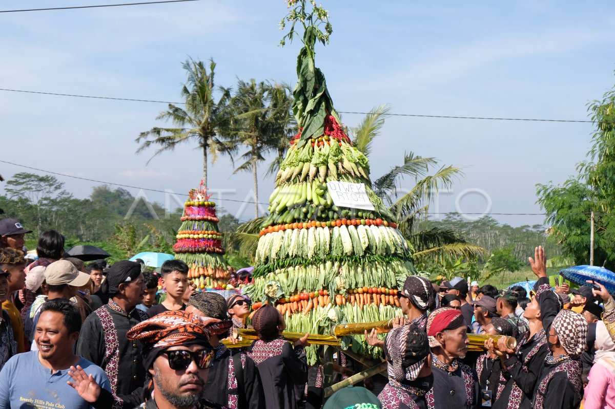 Grebeg Suro