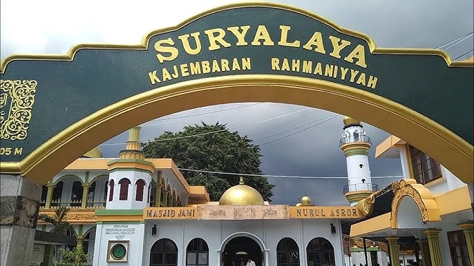 Kisah Eyang Suryalaya Cahaya Tasawuf