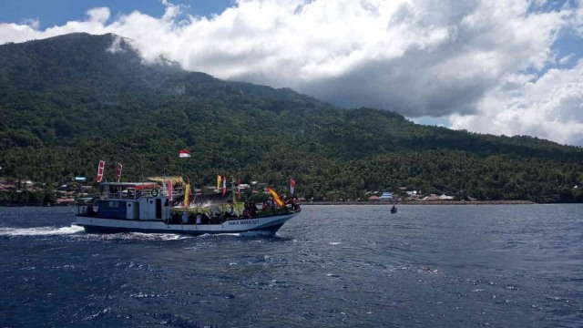 Kololi Kie ritual sakral adat ternate