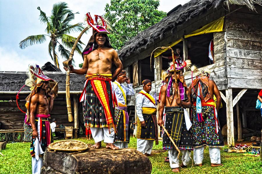 Marapu simbol roh leluhur dan kekuatan gaib